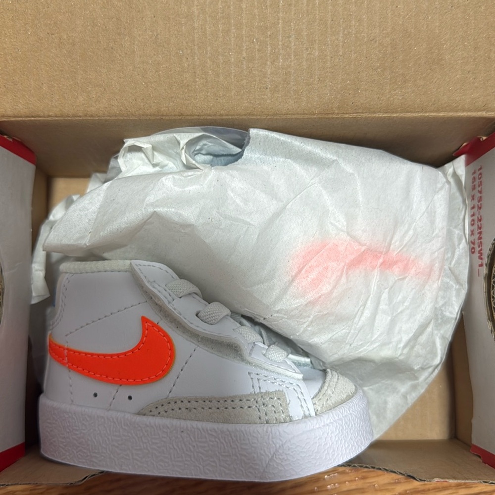Nike Blazer Mid ‘77 (TD) 

SZ 2C